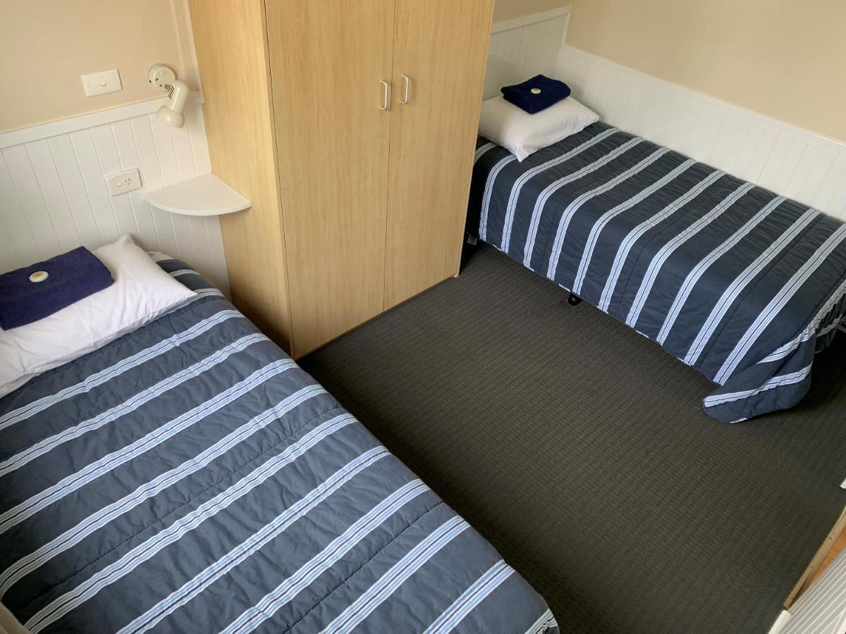 Barrack Point Holidays Extérieur photo