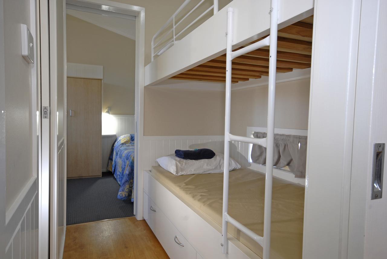Barrack Point Holidays Extérieur photo